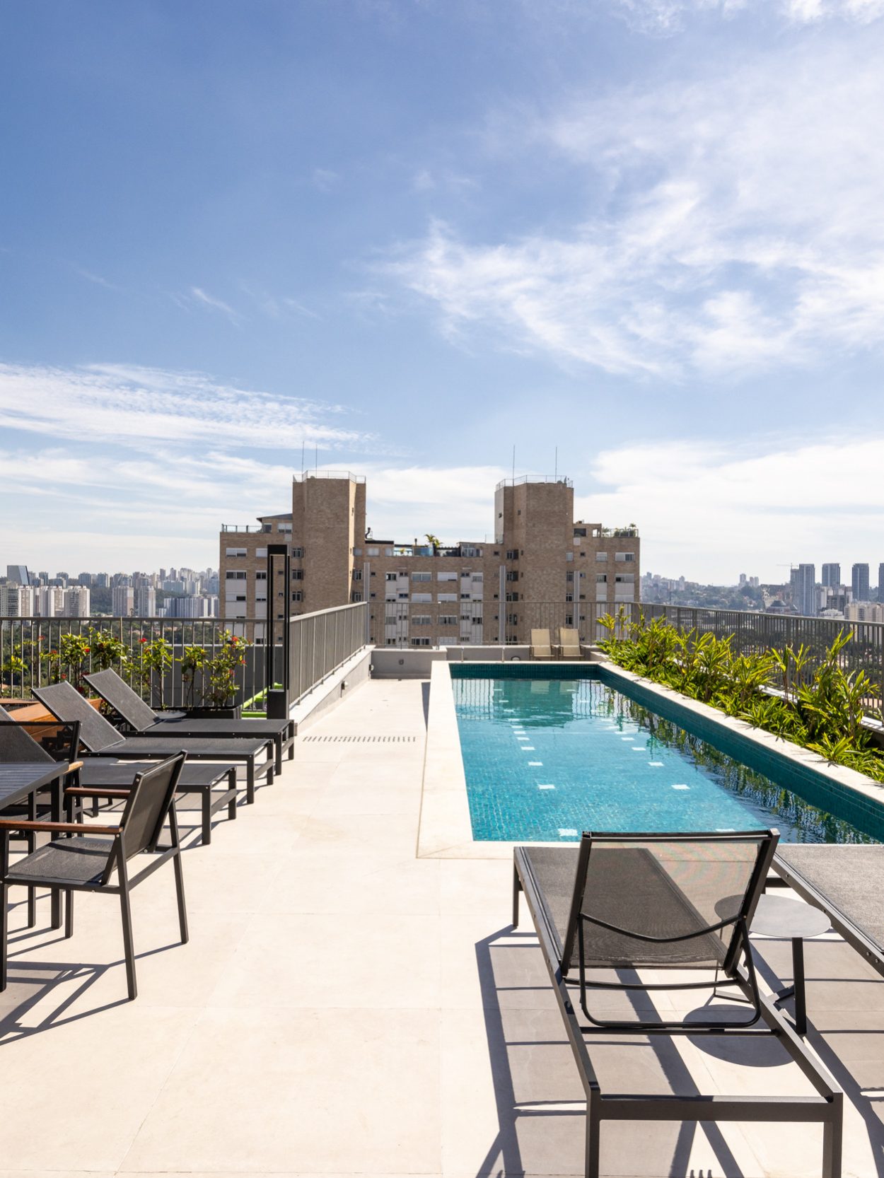 Empreendimento La Vida localizado Alto da Boa Vista, São Paulo, projeto de arquitetura contemporânea, com 9500 m², desenvolvido pela Ide Studio.