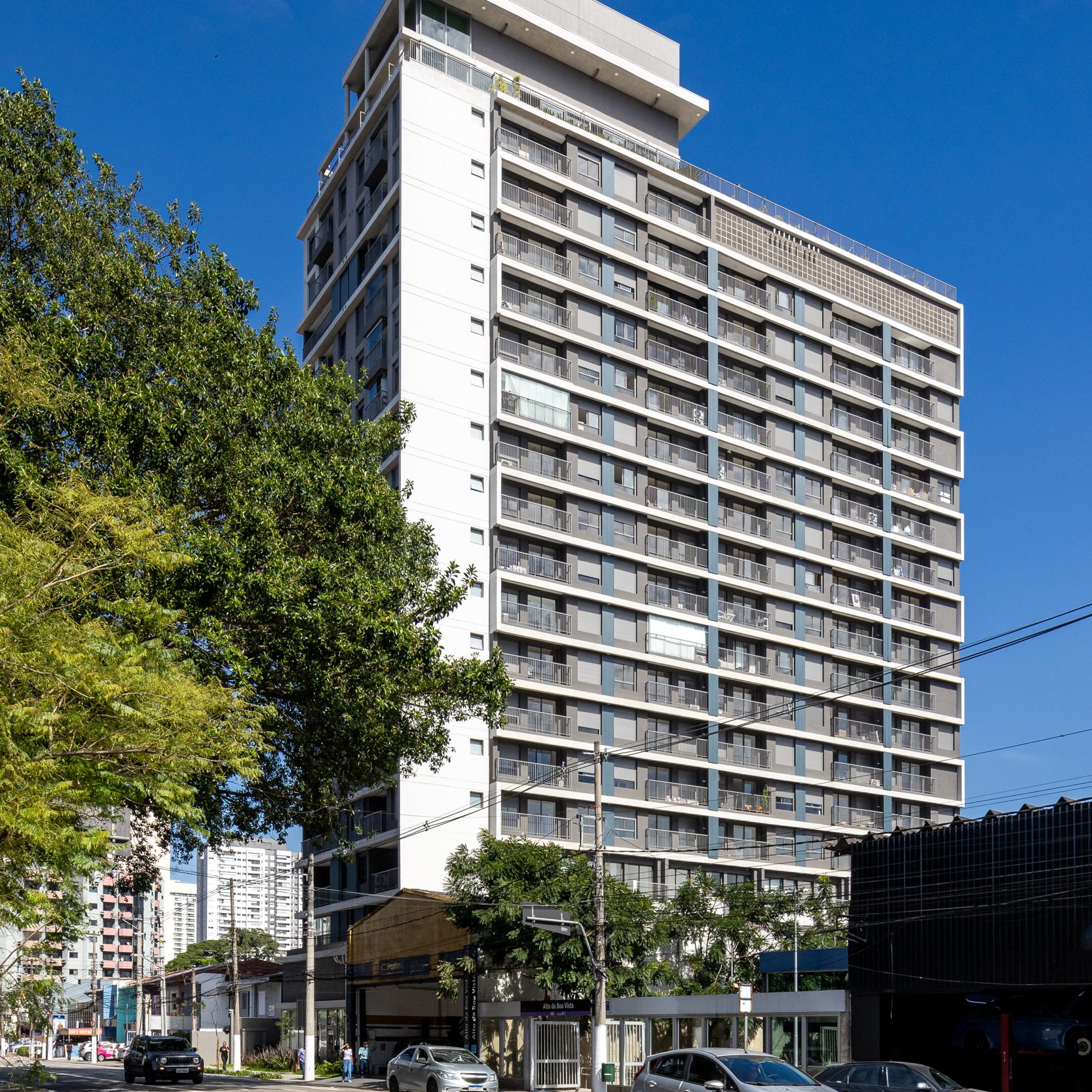 Empreendimento La Vida localizado Alto da Boa Vista, São Paulo, projeto de arquitetura contemporânea, com 9500 m², desenvolvido pela Ide Studio.